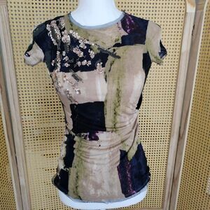 Simply Vera multi colored earthy sequin short sleeved top with mesh trim Size XS